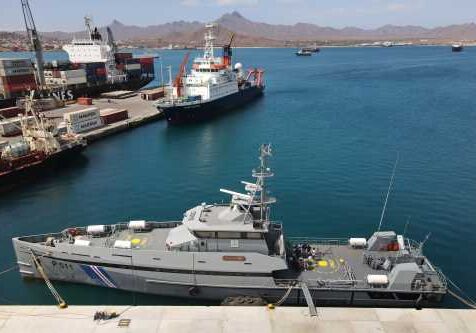 The Coast Guard’s patrol vessel Guardião in the port of Mindelo, São Vicente, Cabo Verde. In the background moors the German research vessel Meteor.